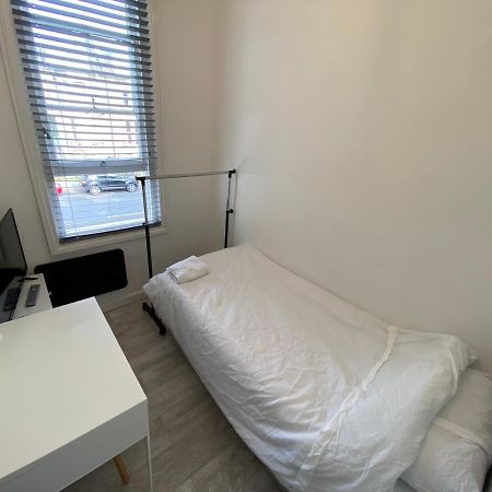 Small Single Room Walking Distance To Hove Station Bagian luar foto